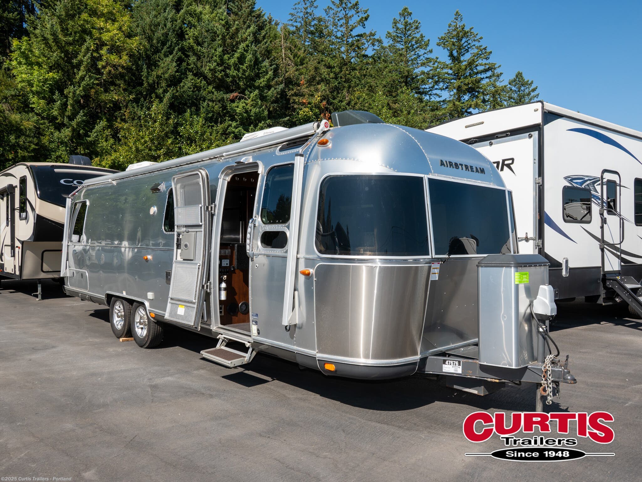 Used 2016 Airstream Classic AIRSTREAM 30 available in Portland, Oregon
