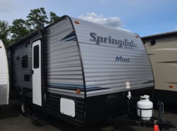 Used 2018 Keystone Springdale Summerland Mini 1800BH available in West Hatfield, Massachusetts