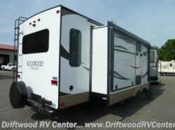 New 2018 Forest River Rockwood Signature Ultra Lite 8328BS available in Clermont, New Jersey