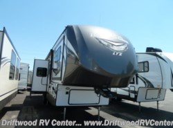 Used 2019 Forest River Wildwood Heritage Glen LTZ 378FL available in Clermont, New Jersey