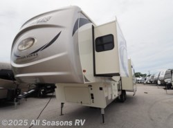 New 2019 Palomino Columbus Compass Series 298RLC available in Muskegon, Michigan