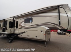 New 2019 Jayco Pinnacle 36FBTS available in Muskegon, Michigan