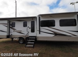 New 2019 Palomino Columbus Castaway 86FK available in Muskegon, Michigan