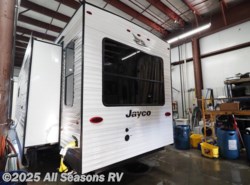 New 2019 Jayco Jay Flight Bungalow 40FBTS available in Muskegon, Michigan