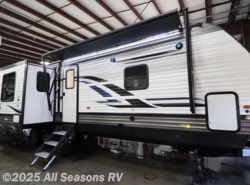 New 2021 Palomino Puma 31RLQS available in Muskegon, Michigan