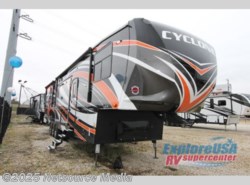 New 2019 Heartland Cyclone 4270 available in Kyle, Texas