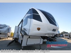 New 2018 Dutchmen Voltage Epic 4210 available in Seguin, Texas