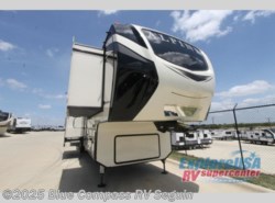 Used 2019 Keystone Alpine 3801FK available in Seguin, Texas