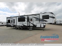 New 2019 Dutchmen Voltage V3805 available in Denton, Texas