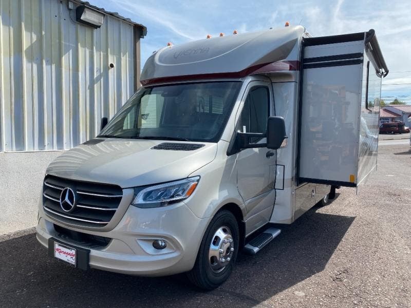 New 2025 Renegade Vienna 25DLN available in Souderton, Pennsylvania