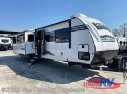 New 2025 CrossRoads Sunset Trail Super Lite 330SI available in Cleburne, Texas