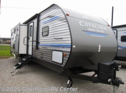 New 2019 Coachmen Catalina Legacy Edition 313DSRBCKLE available in Scott, Louisiana