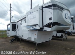 New 2022 Palomino Columbus 382FB (1492 Package) available in Scott, Louisiana