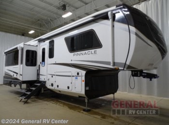 New 2024 Jayco Pinnacle 32RLTS available in Brownstown Township, Michigan
