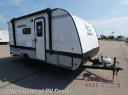 Used 2025 Jayco Jay Feather Air SL 17BHSL available in Brownstown Township, Michigan