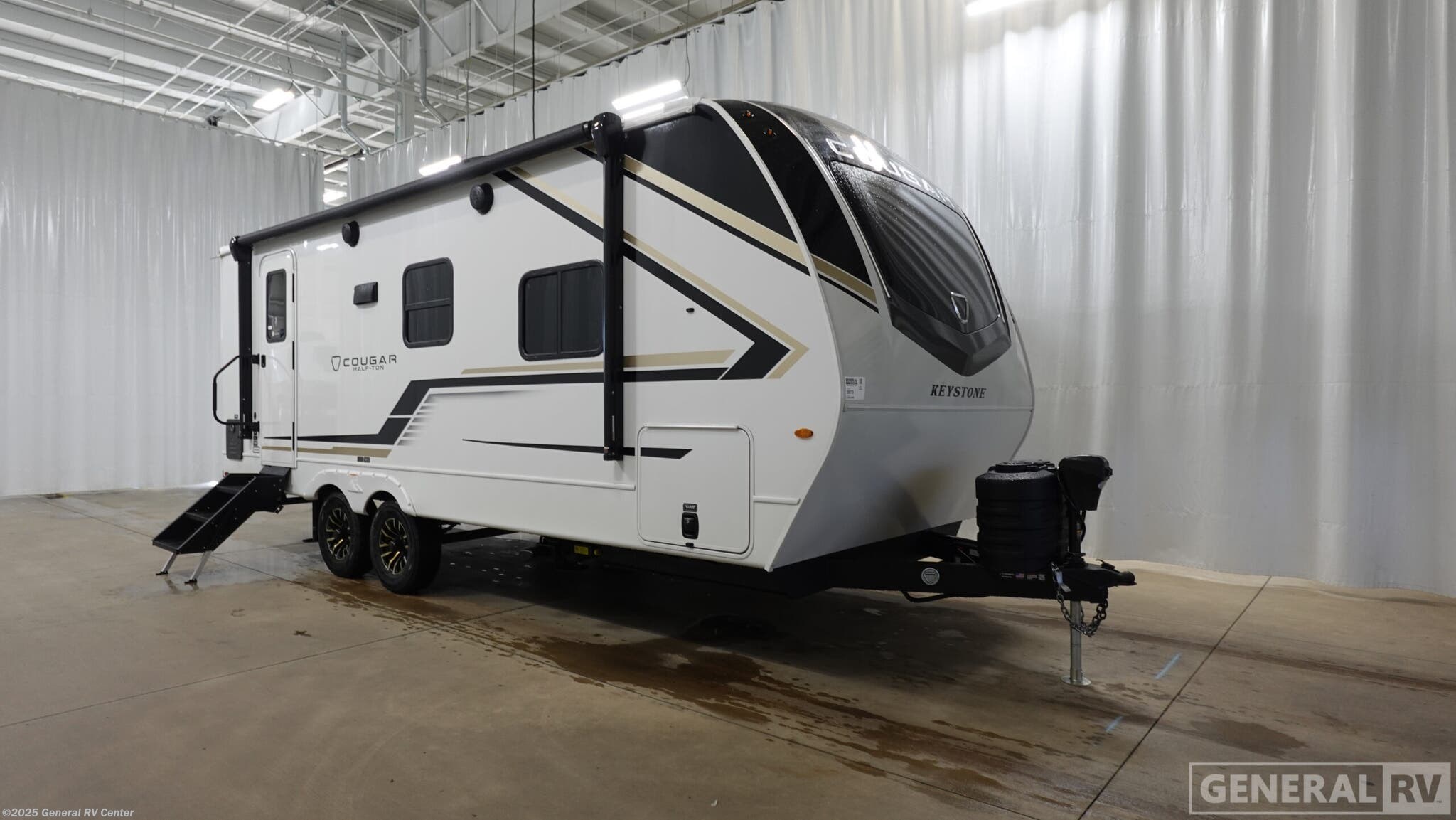 New 2026 Keystone Cougar 22RBS available in Mount Clemens, Michigan