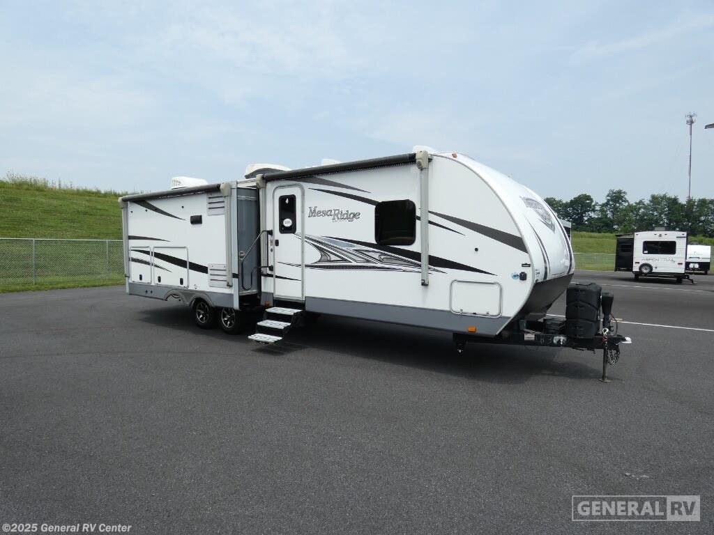 Used 2019 Highland Ridge Mesa Ridge 275RLS 2S available in Elizabethtown, Pennsylvania