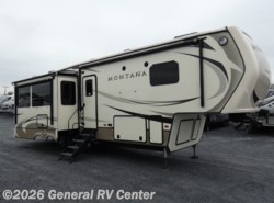 Used 2018 Keystone Montana 3121RL available in Elizabethtown, Pennsylvania
