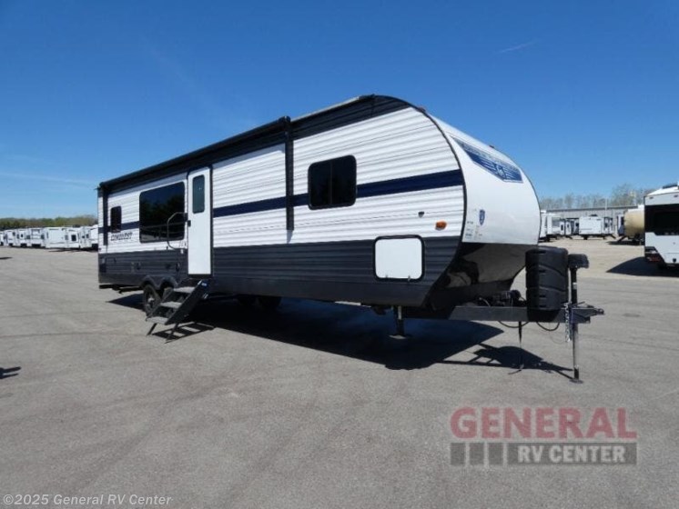 Used 2023 Gulf Stream Conquest 295SBW by Gulf Stream from General RV Center in Wayland, MI