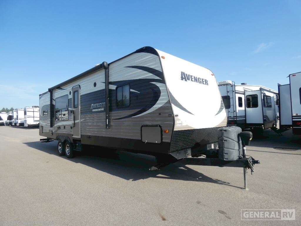 Used 2016 Prime Time Avenger 28RKS-1SL available in Wayland, Michigan
