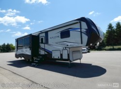 Used 2018 Keystone Avalanche 395BH-4SLD available in Wayland, Michigan