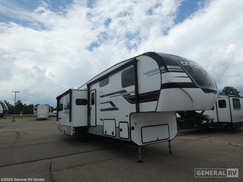 Used 2024 K-Z Durango 291BHT-3SL available in Birch Run, Michigan