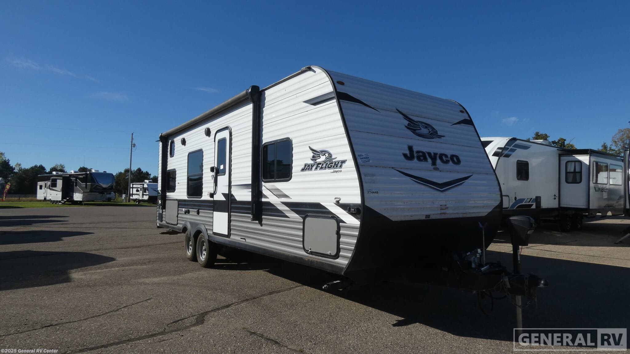 Used 2022 Jayco Jay Flight SLX 8 264BH available in Birch Run, Michigan