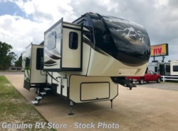 Used 2016 Keystone Alpine 3660FL available in Nacogdoches, Texas