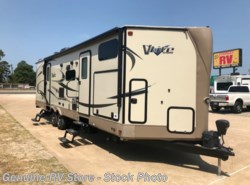 Used 2018 Forest River Flagstaff V-Lite 30WTBSV available in Nacogdoches, Texas
