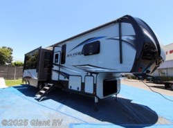 New 2020 Keystone Avalanche available in Murrieta, California