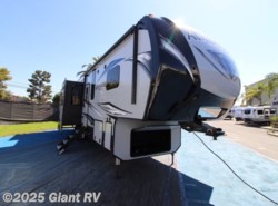 New 2020 Keystone Avalanche available in Murrieta, California