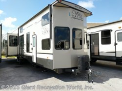 New 2020 Foretravel Grand Villa available in Winter Garden, Florida