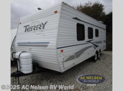 Used 2004 Fleetwood Terry 250FQ available in Omaha, Nebraska