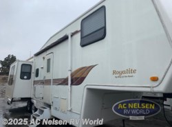 Used 1998 King of the Road ROYALITE 33CK available in Omaha, Nebraska