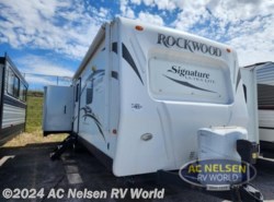 Used 2014 Forest River Rockwood Signature Ultra Lite 8329SS available in Omaha, Nebraska