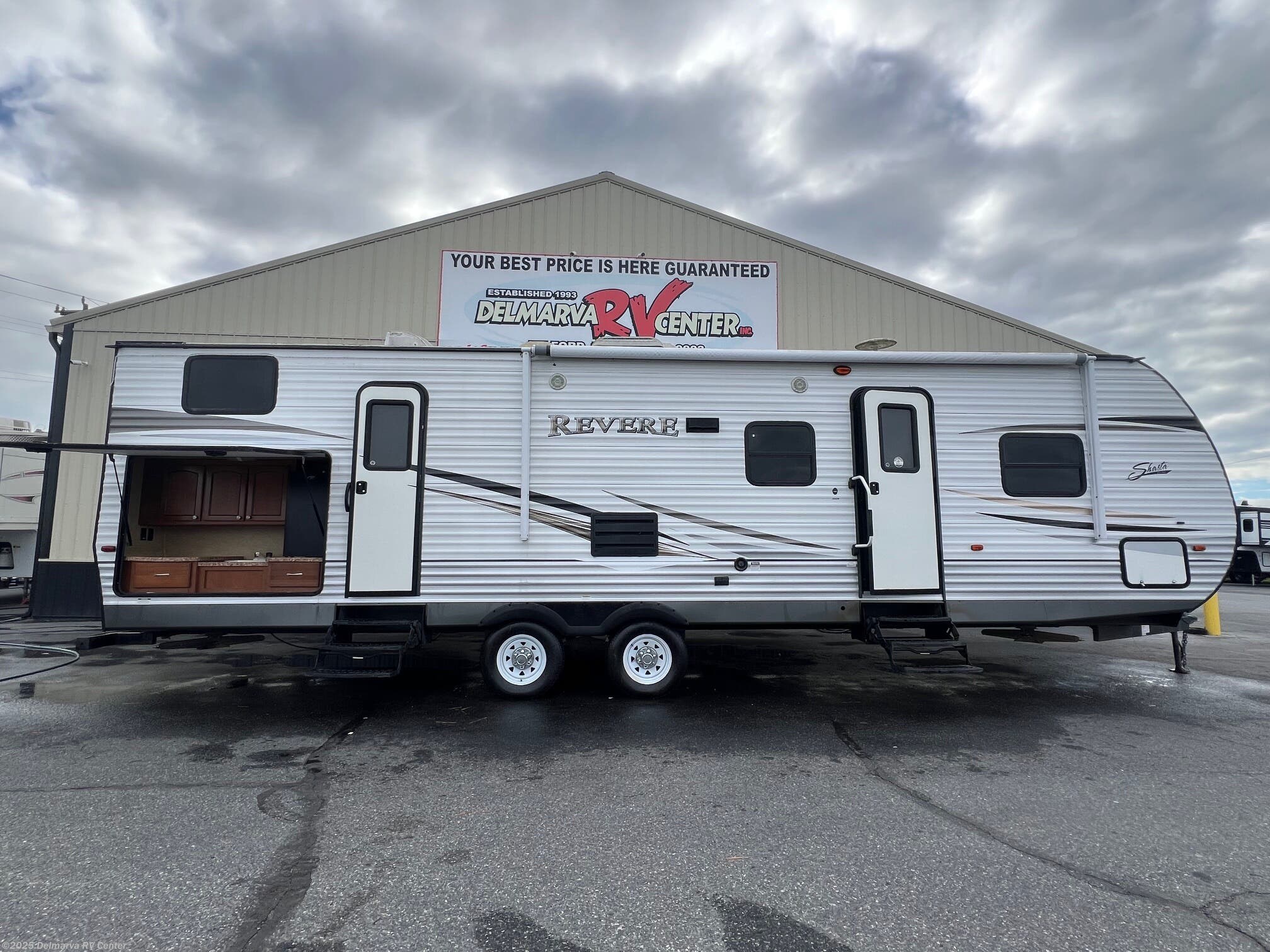 Used 2015 Shasta Revere 32DS available in Milford, Delaware