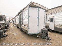 New 2019 Forest River Salem Villa Classic 40FDEN available in East Lansing, Michigan