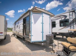 New 2020 Forest River Salem Villa Classic 353FLFB available in East Lansing, Michigan