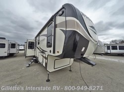 New 2018 Heartland Bighorn Traveler 32RS available in East Lansing, Michigan