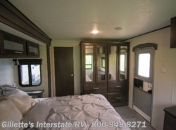 New 2020 Forest River Salem Villa Classic 40FDEN available in East Lansing, Michigan