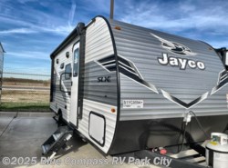 New 2025 Jayco Jay Flight SLX 175BH available in Park City, Kansas