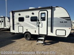 New 2025 Jayco Jay Flight SLX 160LK available in Park City, Kansas