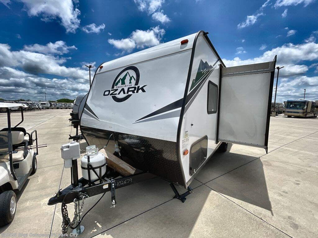 Used 2022 Forest River Ozark 1800QSX available in Park City, Kansas