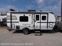 New 2019 Forest River Rockwood Geo Pro G19FD available in Bridgeview, Illinois