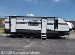 New 2021 Forest River Wildwood X-Lite 240BH available in Bridgeview, Illinois