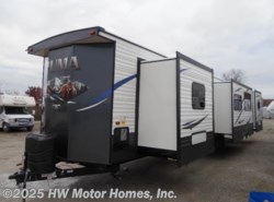 New 2019 Palomino Puma 38DBS available in Canton, Michigan