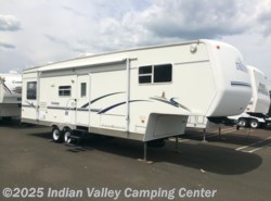 Used 2004 Dutchmen Classic 31RL available in Souderton, Pennsylvania