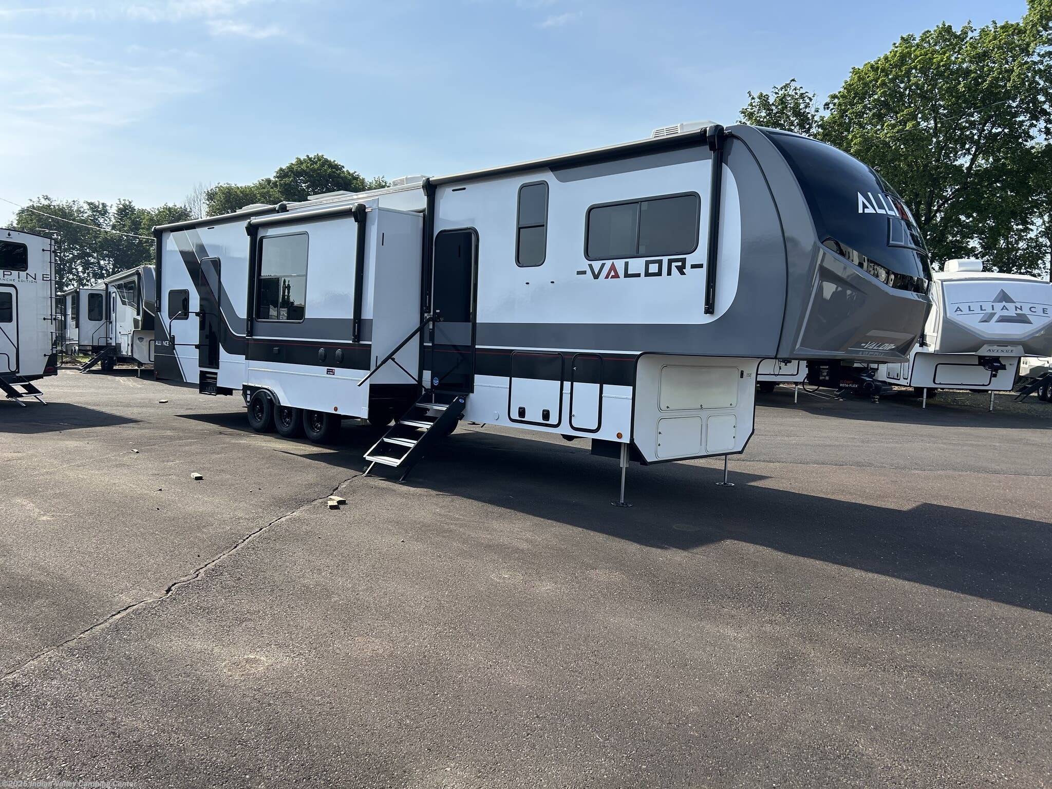 New 2026 Alliance RV Valor 44V14 available in Souderton, Pennsylvania