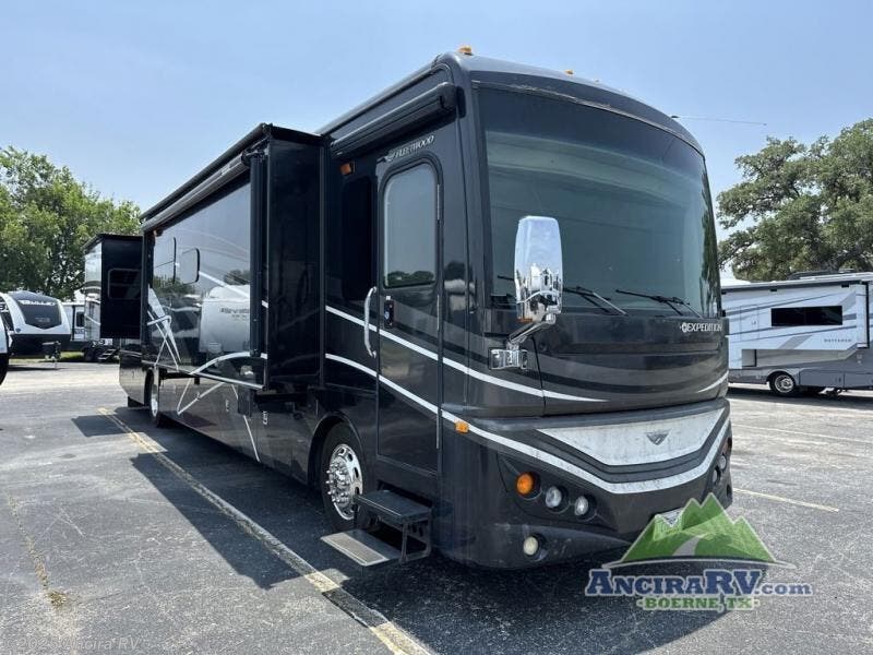 Used 2014 Fleetwood Expedition 40X available in Boerne, Texas