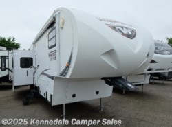 Used 2013 Winnebago Lite Five 30FWRES available in Kennedale, Texas